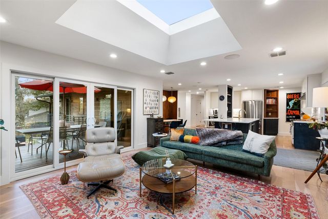 3302 Cherry Tree CIR, Austin, TX 78731