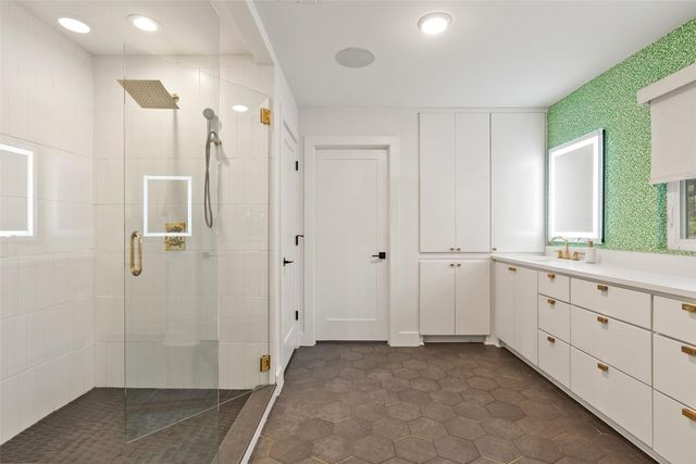 3302 Cherry Tree CIR, Austin, TX 78731