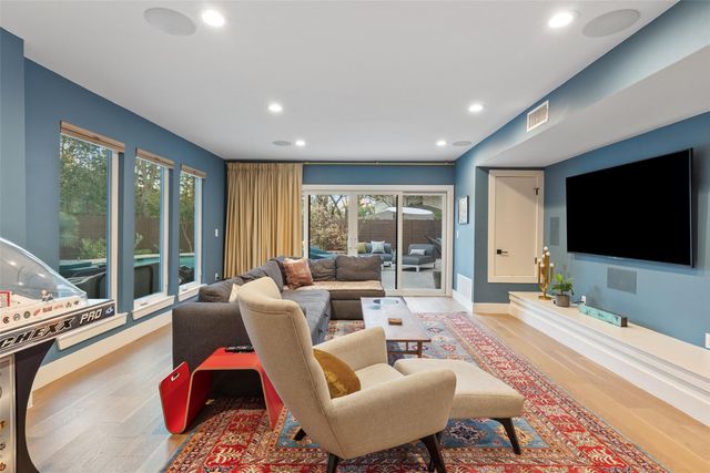 3302 Cherry Tree CIR, Austin, TX 78731