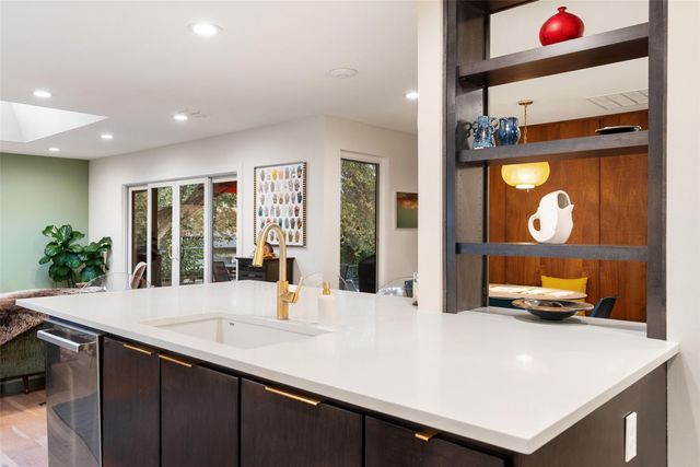 3302 Cherry Tree CIR, Austin, TX 78731