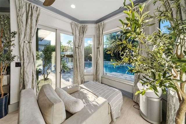 11135 SW 57th Ct, Cooper City, FL 33328