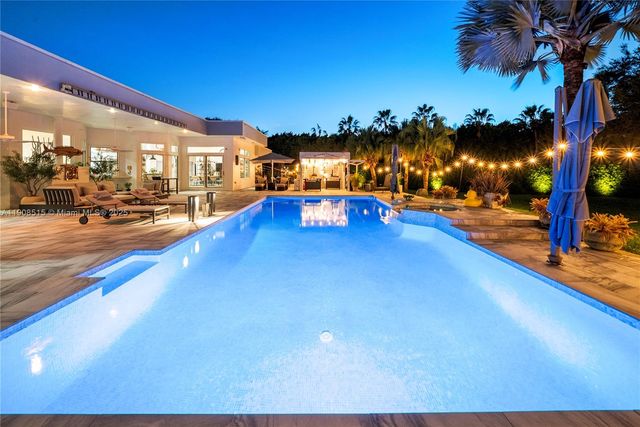 11135 SW 57th Ct, Cooper City, FL 33328