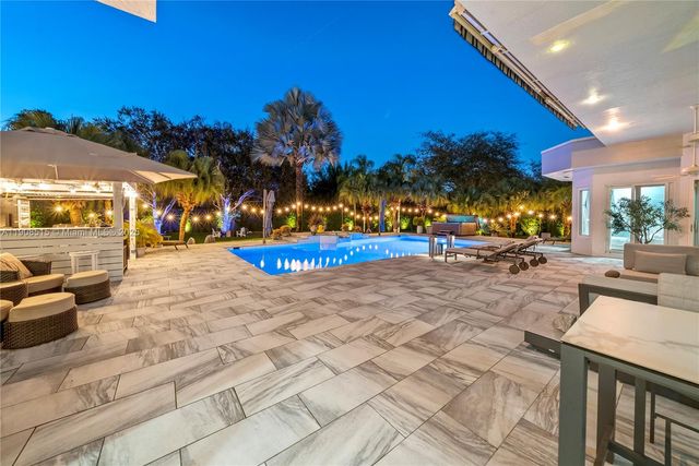 11135 SW 57th Ct, Cooper City, FL 33328