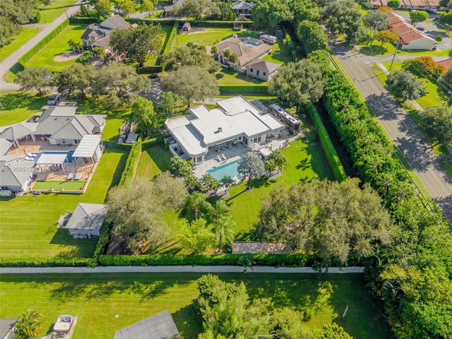 11135 SW 57th Ct, Cooper City, FL 33328