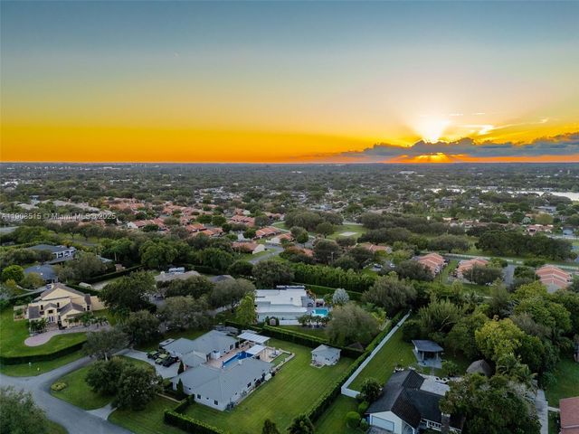 11135 SW 57th Ct, Cooper City, FL 33328