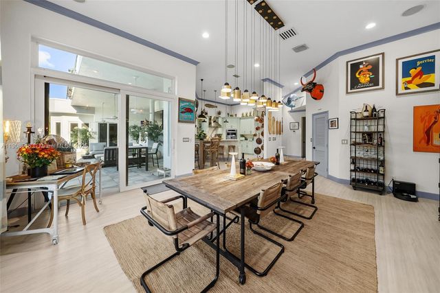 11135 SW 57th Ct, Cooper City, FL 33328