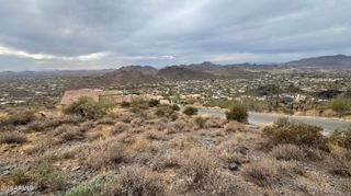 6213 E CARRIAGE Drive 2, Cave Creek, AZ 85331