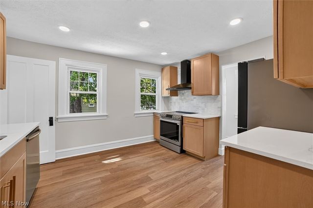 8408 Wesley Drive, Parma, OH 44129