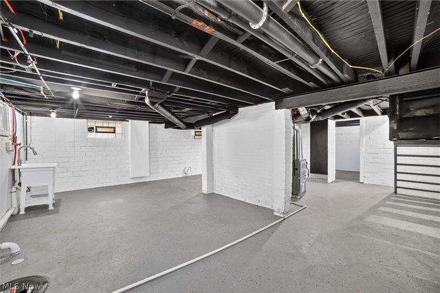 8408 Wesley Drive, Parma, OH 44129