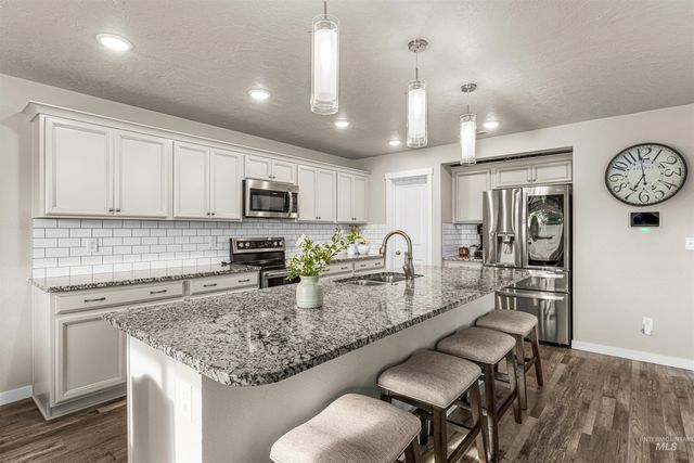 17817 Sunset Ridge Ave., Nampa, ID 83687