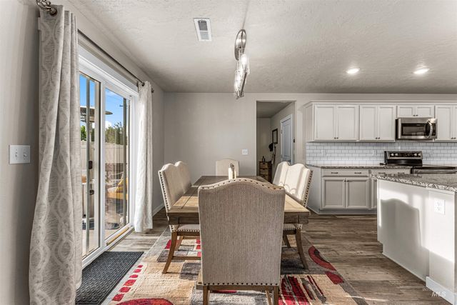 17817 Sunset Ridge Ave., Nampa, ID 83687