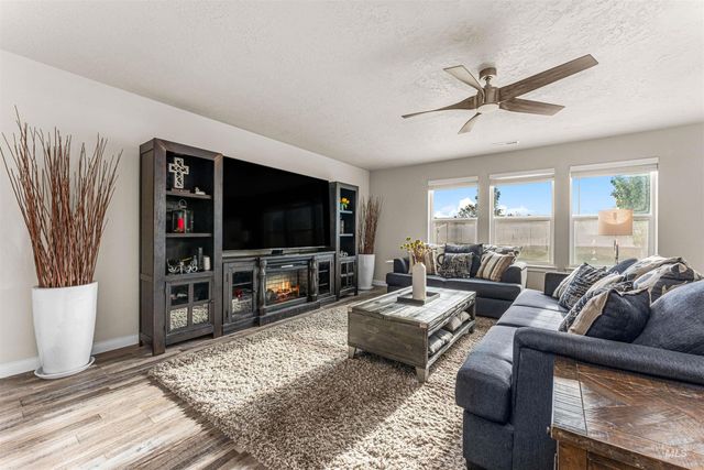 17817 Sunset Ridge Ave., Nampa, ID 83687
