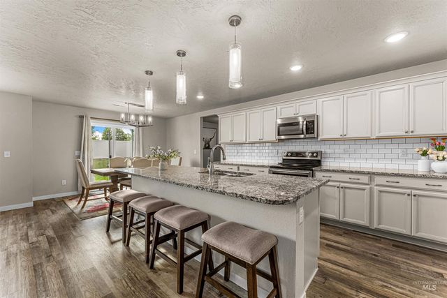 17817 Sunset Ridge Ave., Nampa, ID 83687