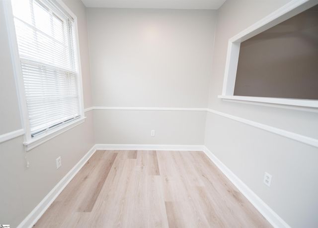 1466 B Dover Road, Spartanburg, SC 29301