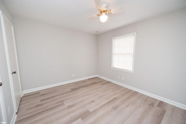 1466 B Dover Road, Spartanburg, SC 29301