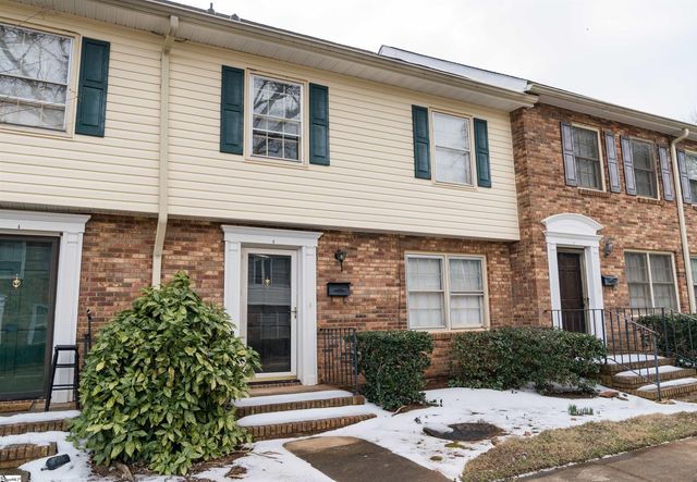 1466 B Dover Road, Spartanburg, SC 29301