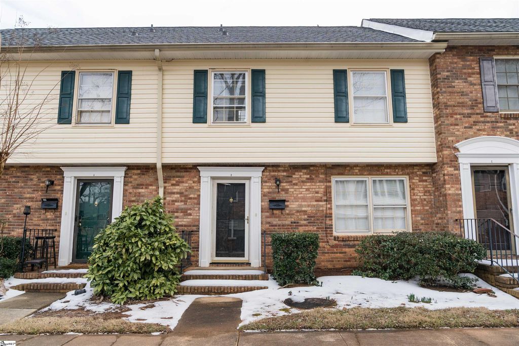 1466 B Dover Road, Spartanburg, SC 29301