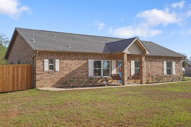 789 County Road 4660, Mt Pleasant, TX 75455