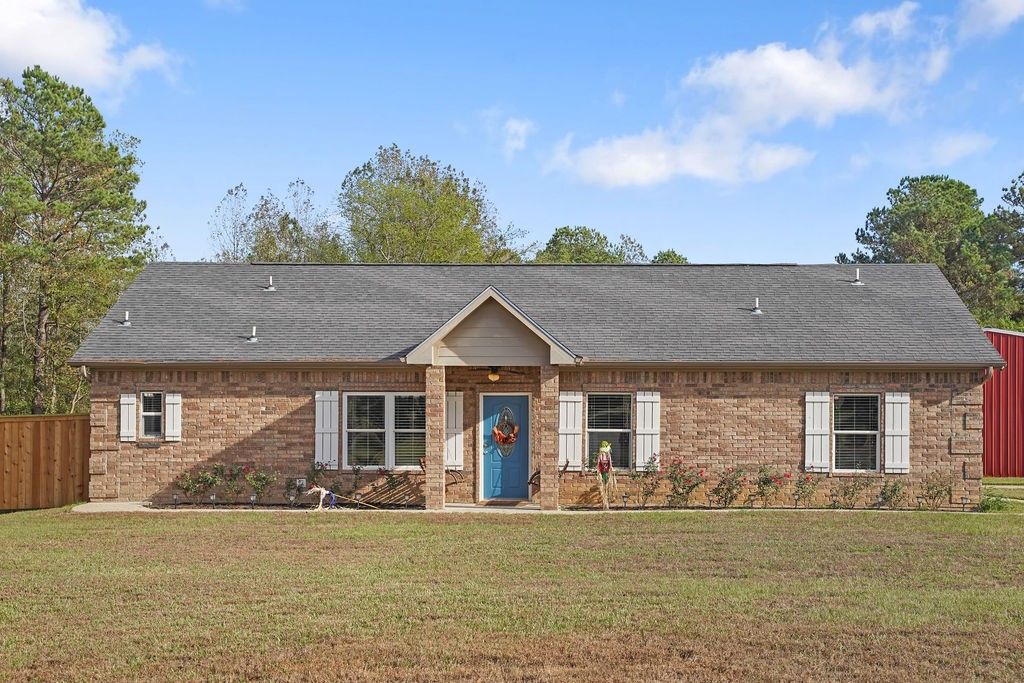 789 County Road 4660, Mt Pleasant, TX 75455