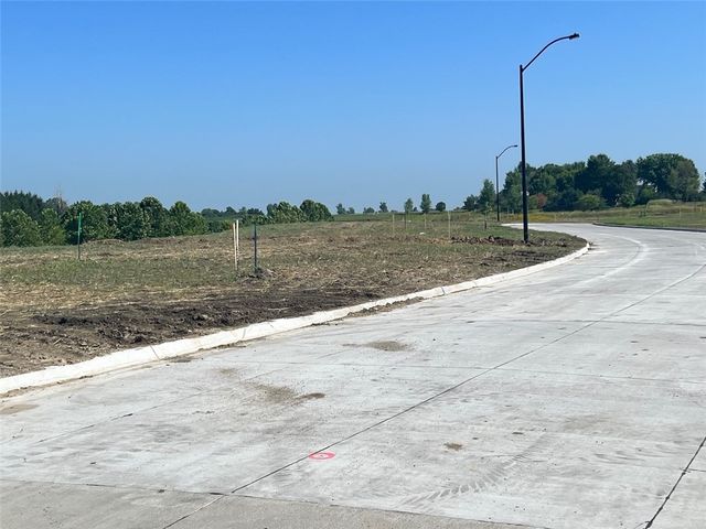 6112 NE Terrace Ridge Drive, Ankeny, IA 50021