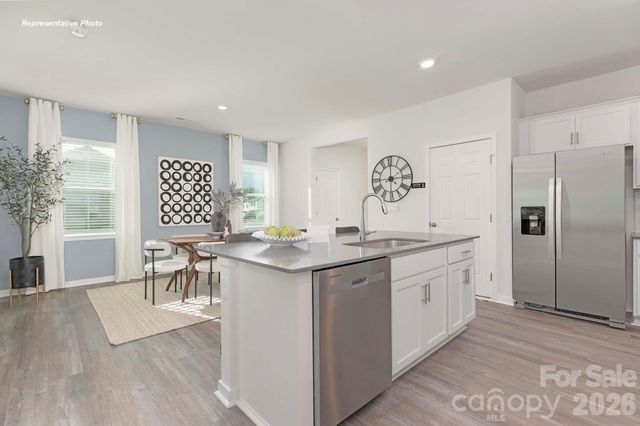 5121 Parker Forest Drive, Charlotte, NC 28215