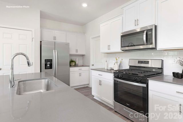 5121 Parker Forest Drive, Charlotte, NC 28215