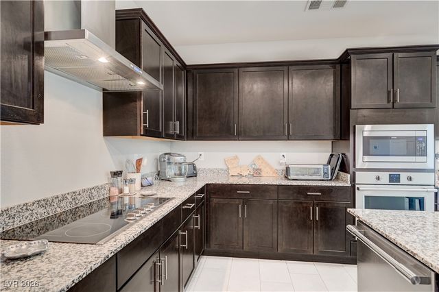 1545 Valley Home Court, Logandale, NV 89021