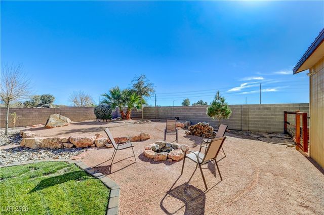 1545 Valley Home Court, Logandale, NV 89021