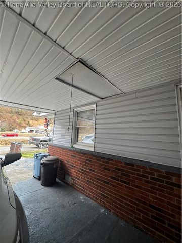 73 Calloway Camp Road, Verdunville, WV 25649