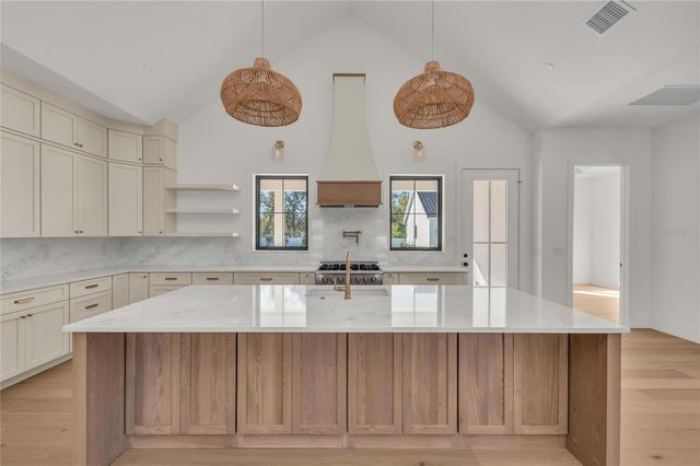 6609 PALADIN COURT, Sarasota, FL 34241