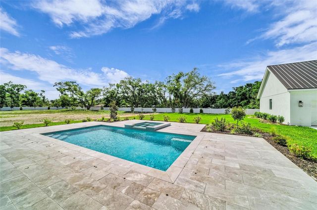 6609 PALADIN COURT, Sarasota, FL 34241