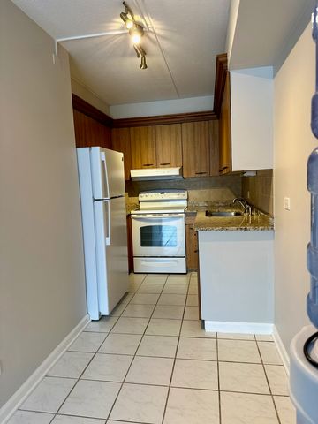 5125 Blodgett Avenue 418, Downers Grove, IL 60515