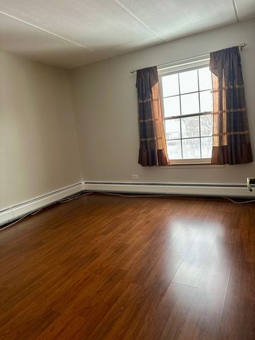 5125 Blodgett Avenue 418, Downers Grove, IL 60515