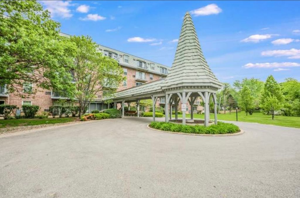 5125 Blodgett Avenue 418, Downers Grove, IL 60515