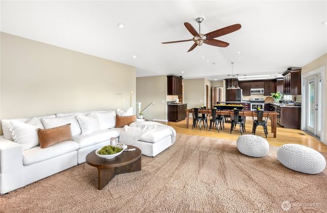 6920 70TH STREET SE, Snohomish, WA 98290