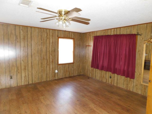 214 Springhill Airport Loop, Springhill, LA 71075