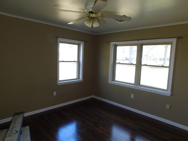 214 Springhill Airport Loop, Springhill, LA 71075