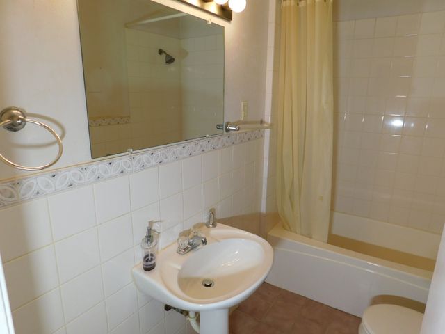 214 Springhill Airport Loop, Springhill, LA 71075