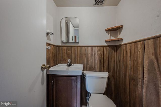 167 W SHELLEY DR, Claymont, DE 19703