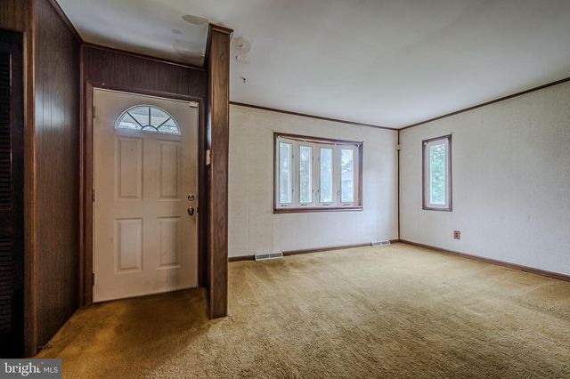 167 W SHELLEY DR, Claymont, DE 19703