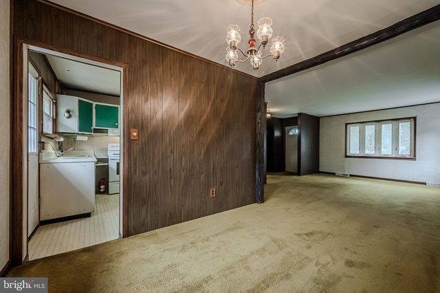 167 W SHELLEY DR, Claymont, DE 19703