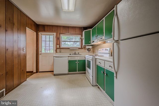 167 W SHELLEY DR, Claymont, DE 19703