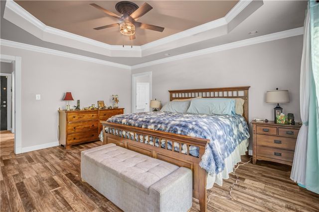 910 Page Road, Russellville, AR 72802