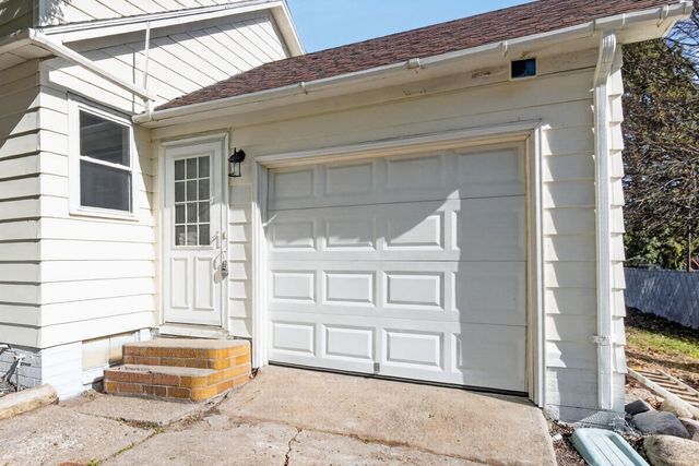 1902 State Street, Granger, IA 50109