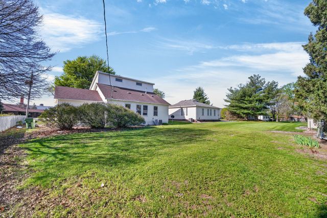 1902 State Street, Granger, IA 50109