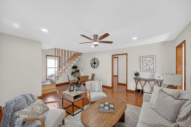 1902 State Street, Granger, IA 50109
