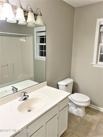 135 Settlers Circle, Jacksonville, NC 28546