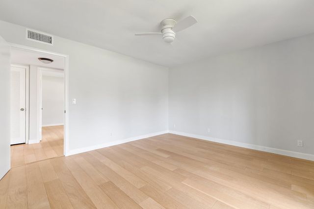 1 SE TURTLE CREEK Drive A, Jupiter, FL 33469