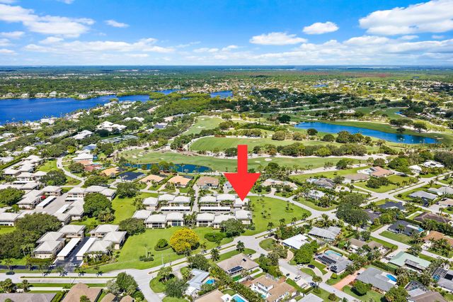 1 SE TURTLE CREEK Drive A, Jupiter, FL 33469