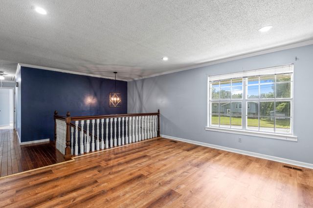 617 Danbridge Drive, Hixson, TN 37343